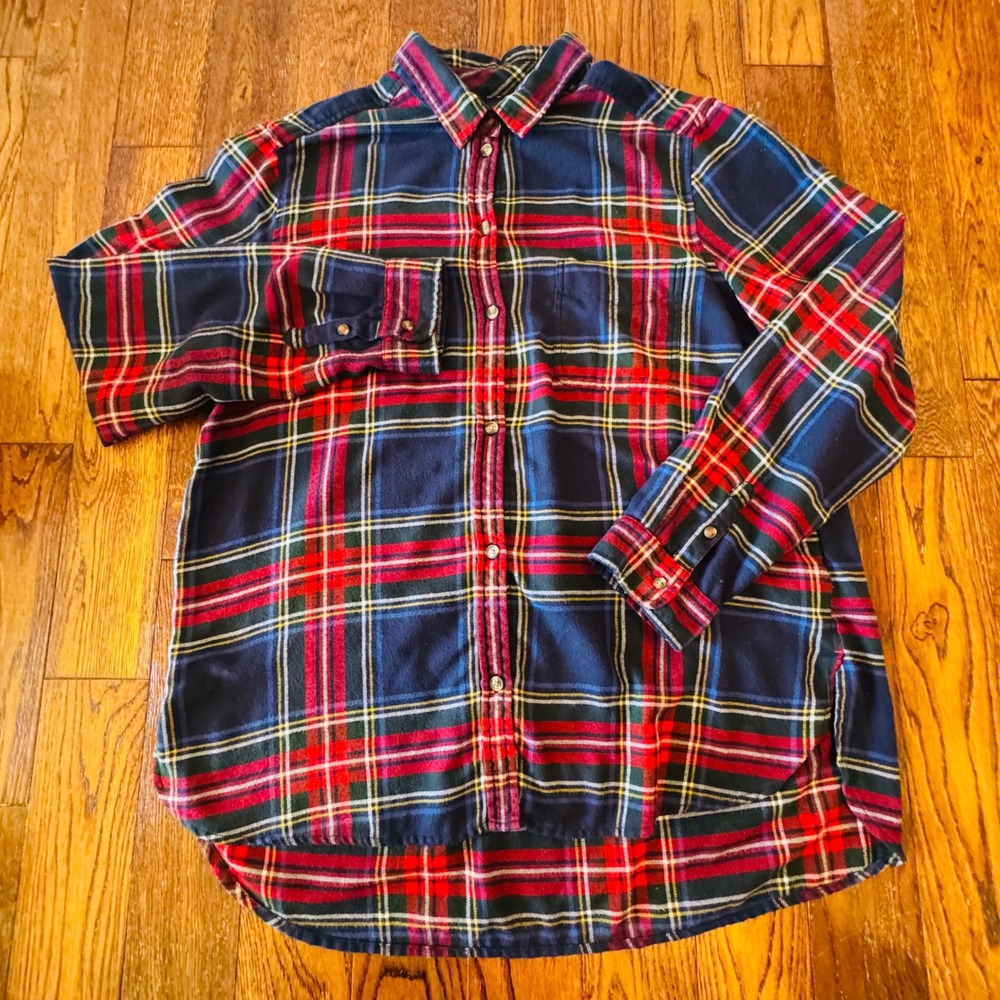 Plaid Flannel Button Down Shirt XL Boyfriend Fit Navy Red Tartan Long Sleeve